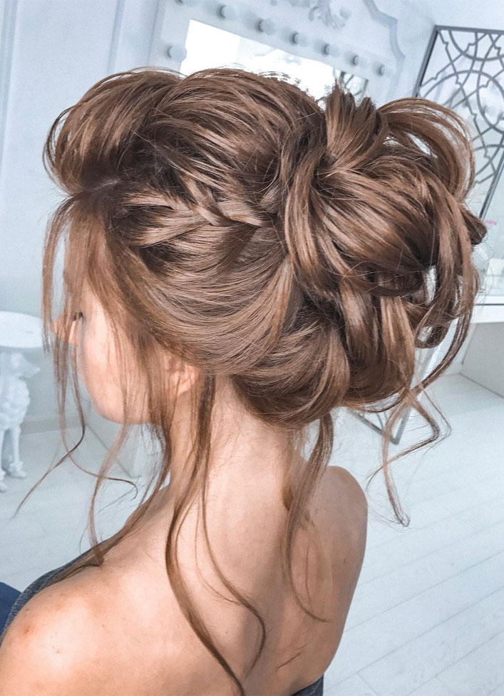 Sophisticated updos for any occasion
