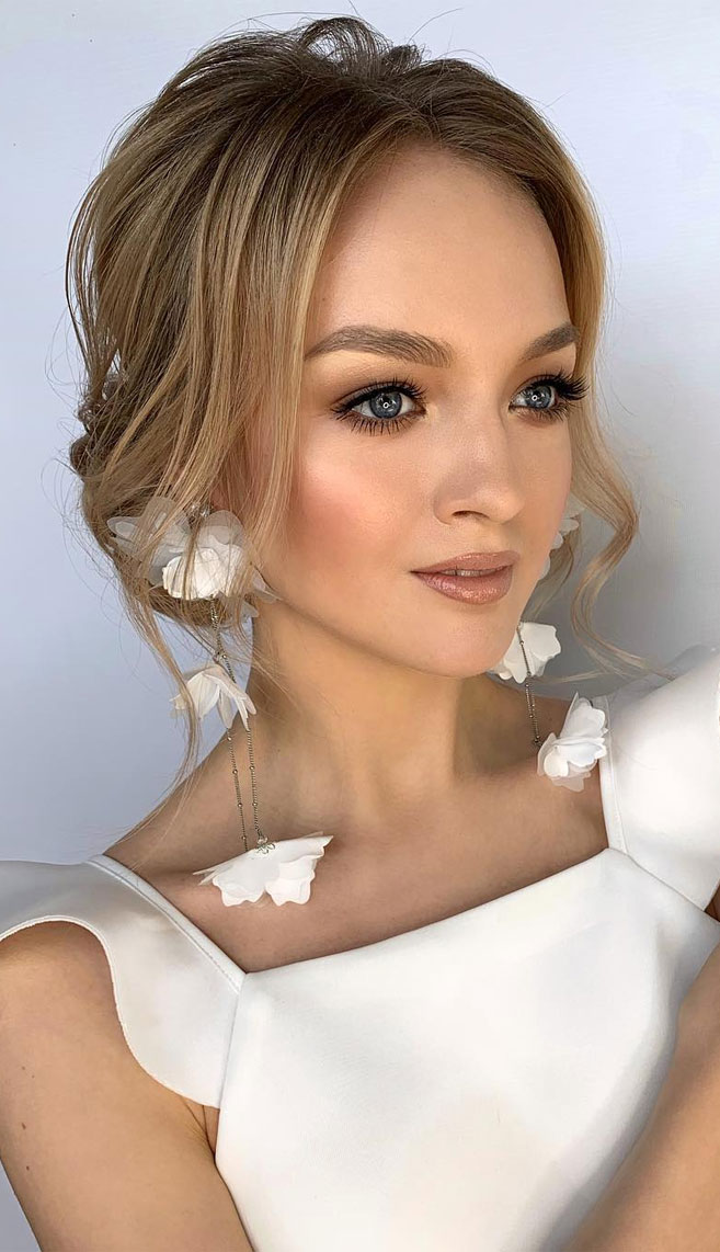 Stunning Bridal Makeup Looks To Inspire :  Soft Makeup Look for Bridal