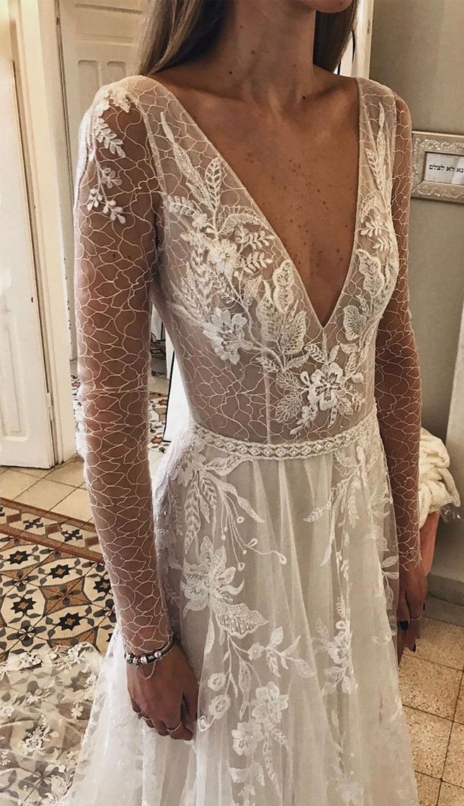 wedding dress, wedding gown , long sleeve wedding dress, v neck long sleeve wedding dress , lace wedding dress