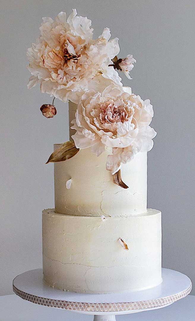 59 pretty wedding cake designs, painted wedding cake, unique wedding cakes, pretty wedding cake, simple wedding cake ideas, modern wedding cake designs, wedding cake designs 2019, wedding cake pictures gallery, wedding cake gallery, painted wedding cake, painted butter wedding cake, painted buttercream flowers, textured buttercream cake, painting with buttercream, painted cakes 