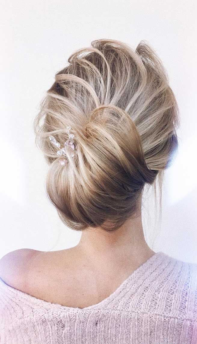 romantic bridal hairstyles, hairstyles for weddings long hair, wedding updos with braids, wedding updos, bridal updos , messy updo hairstyles ,hairstyle #hairstyle #weddinghair #updo , up style elegant bridal hairstyle , chignon , wedding hairstyle, bridal hairstyles , wedding hairstyle for medium hair length