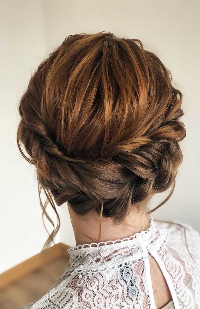 Chignon (hairstyle) - Wikipedia