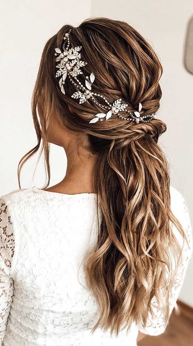 Wedding hairstyles for long hair: our top picks