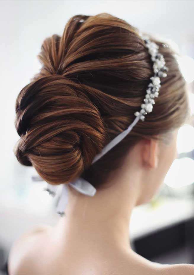 65 The most romantic wedding hairstyles 2019