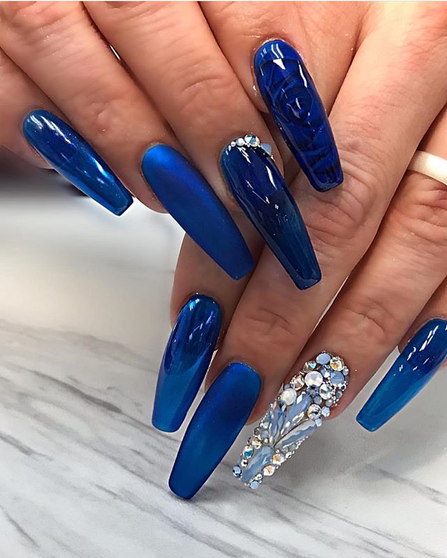 Graphic Nail Design on Beige, Transparent Blue and Dark Matte Blue Nail  Polish Stock Image - Image of long, nails: 170306781