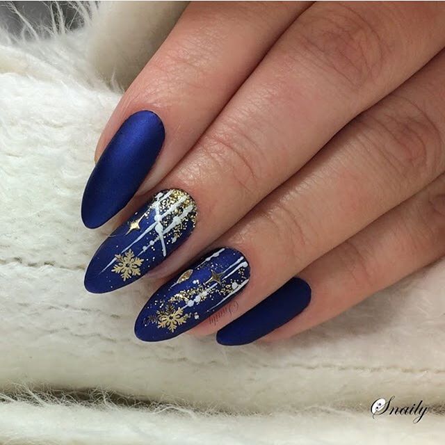 Fun Blue Nails: Try Out The Trend For Yourself | Woman's World