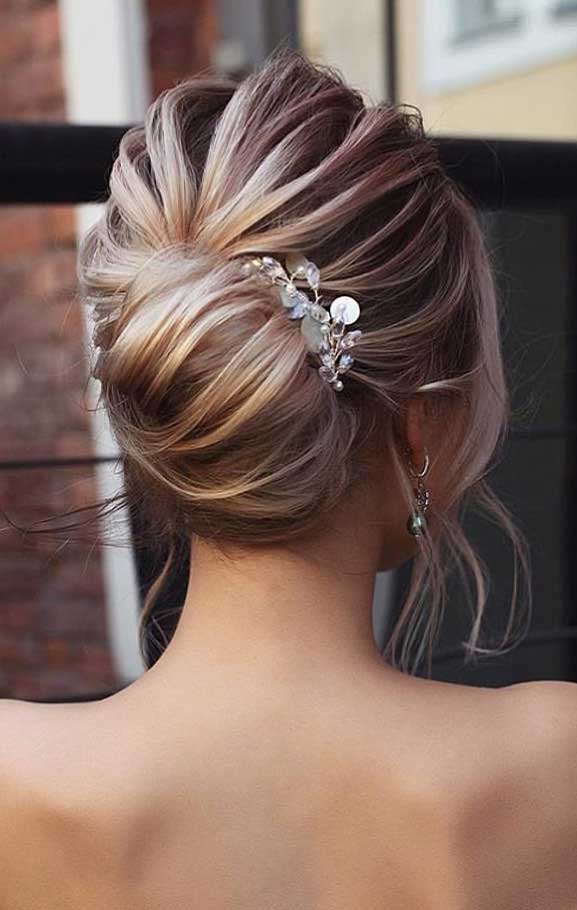 Bridal hairstyles that perfect for ceremony and reception 18