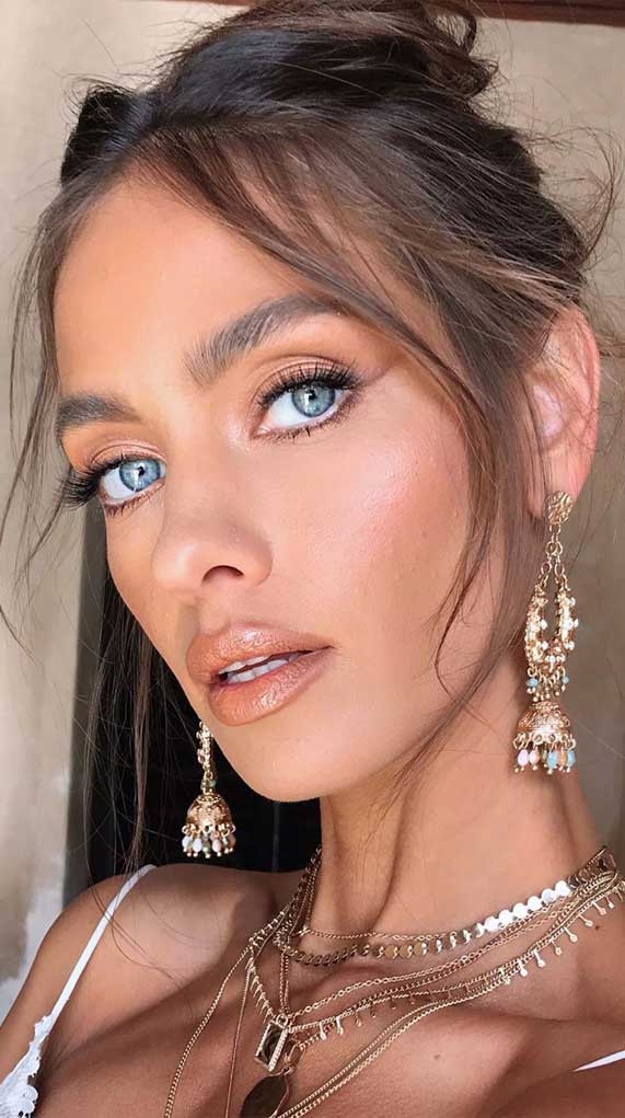 Beautiful Neutral Makeup ideas for Summer perfect for any occasion 28