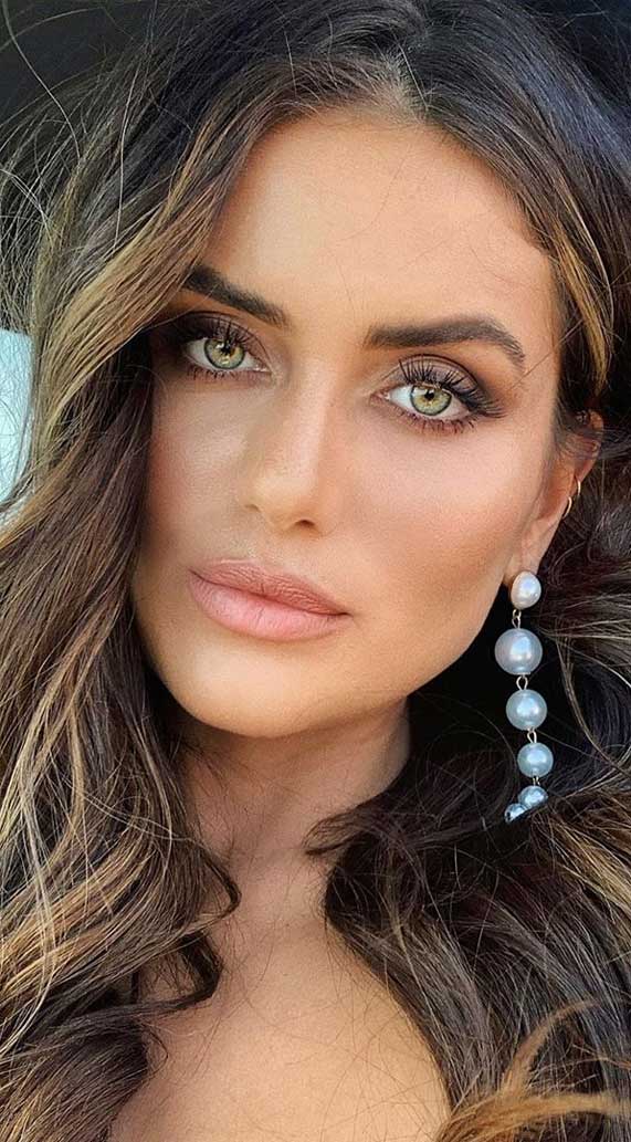 Beautiful Neutral Makeup ideas for Summer perfect for any occasion 52