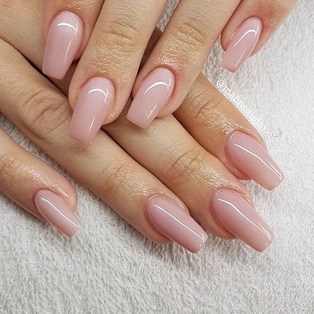 pink nails, nail color ideas, nail colors, simple nails, nail art designs, acrylic nails, neutral nails, nail color ideas, best nails , nail trends 2020 #nailart #simplenails