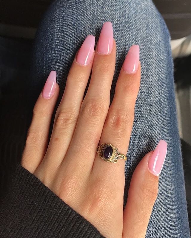 blush nails, nude nail color, nail color ideas #simplenails nail colors, simple pink nails, nail art designs, acrylic nails, neutral nails, nail color ideas #pinknails best nails , nail trends 2020 #nailart pink ombre nails