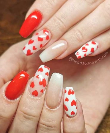 Gorgeous Valentine's Day Nail Art Designs 7