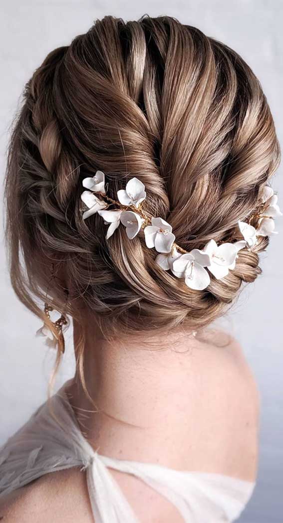 halo braid, halo braided updo, bridal braided updo,  updo hairstyle for elegant look, hairstyle ideas , updo, wedding hair down, half up half down, wedding updo hairstyle ,textured updo #updos #weddinghair #bridalhairstyles elegant bridal updo, elegant wedding hairstyle , elegant updos