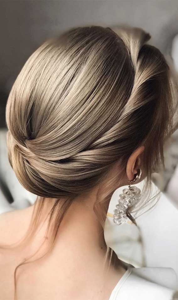 39 The most romantic wedding hair dos to get an elegant look – twisted updo