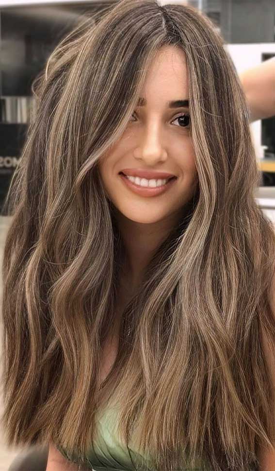 Best hair color ideas to refresh your appearance - subtle blonde