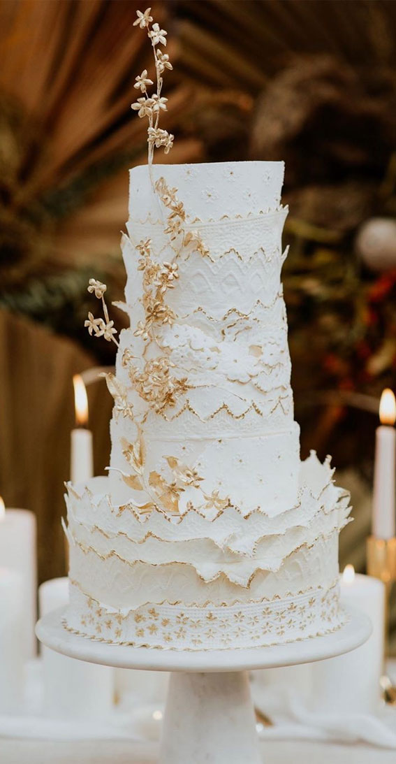 Beautiful wedding cake ideas for your dream wedding : Dried Elegance