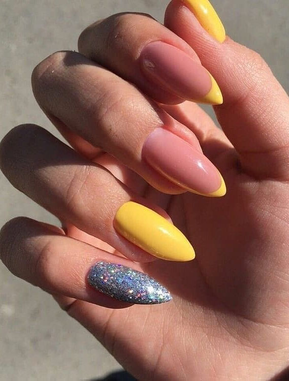 Acrylic Nails Summer 2023: 17 Creative Ideas to Try - thepinkgoose.com | Acrylic  nails, French tip nail designs, Acrylic nail designs
