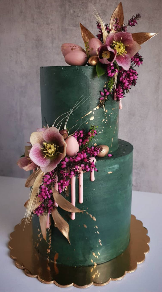 wedding cake, wedding cake ideas, best wedding cakes 2020, textured wedding cakes #weddingcakes elegant wedding cakes , best wedding cake decorating, moody cakes