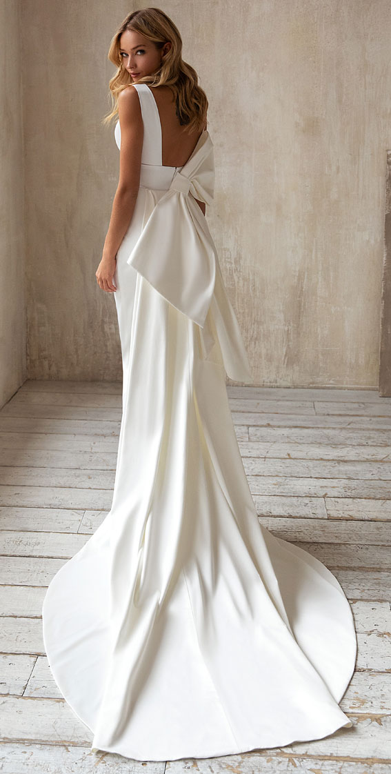 eva lendel wedding dress, eva lendel wedding dresses, eva lendel bridal, eva lendel bridal 2021, elegant wedding dress, sleeveless sheath crepe satin wedding gown with huge bow at the back  #wedding #weddinggown #weddingdresses #weddingdress #bridalgown #bride