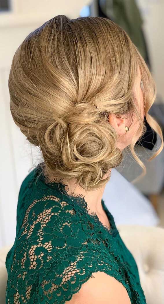side updo hairstyles, updo hairstyles for short hair #weddingupdos updo hairstyle for elegant look, wedding updo hairstyle ideas , bridal updo, wedding hair down, half up half down, textured updo #updos #weddinghair #bridalhairstyles elegant bridal updo, elegant wedding hairstyle , elegant updos