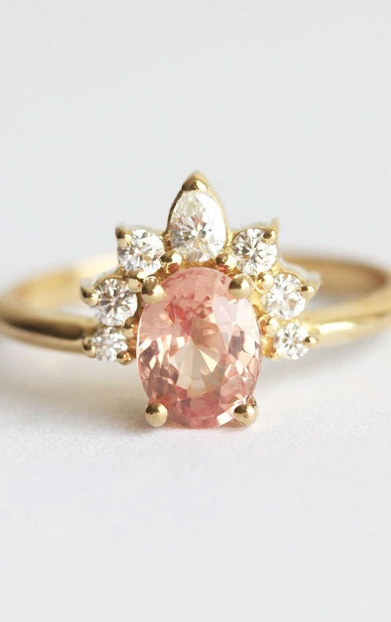 Incredibly Beautiful Engagement Rings in 2020 – Peach Sapphire Oval Ring