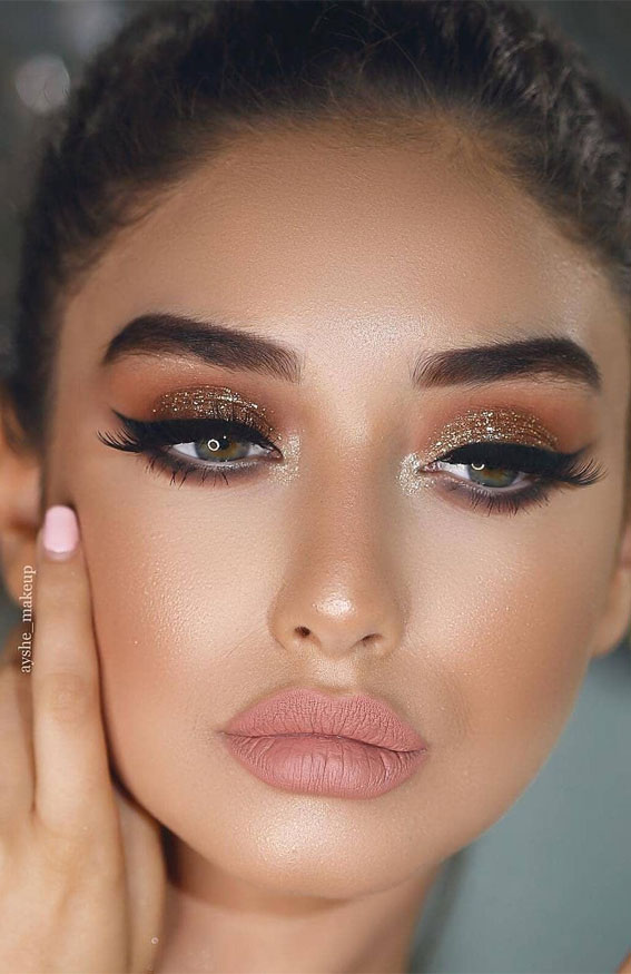 glam makeup looks 2020, natural glam makeup looks, glam makeup looks 2020, soft glam makeup, glamorous makeup looks, glam makeup looks for dark skin, best wedding makeup ideas, bridal makeup ideas , glam makeup looks for blondes