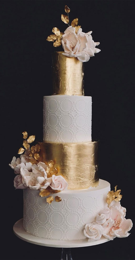 The Most Beautiful Art Of Cakes – Wedding Cakes Inspired by Works of Art : Gold leaf & sugar flowers