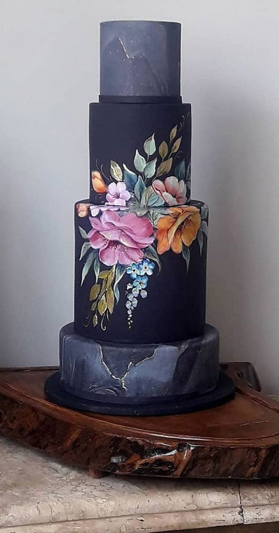 floral hand painted wedding cake, black wedding cake, wedding cake #weddingcakes