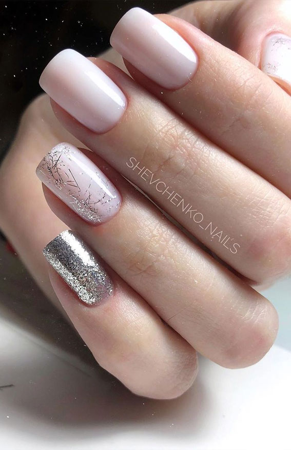 Pretty Neutral Nails Ideas For Every Occasion – Pink and silver nails