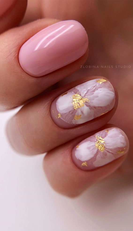 Pretty Neutral Nails Ideas For Every Occasion – White Floral nails