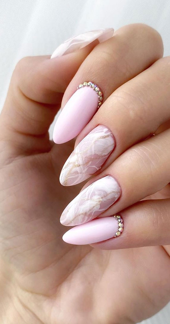 Marble Nail Art Designs To Try This Spring & Summer
