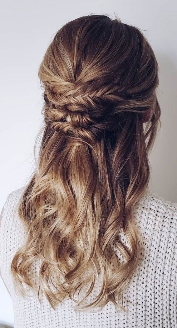 45 Beautiful half up half down hairstyles for any length : Fishtail braids & curls