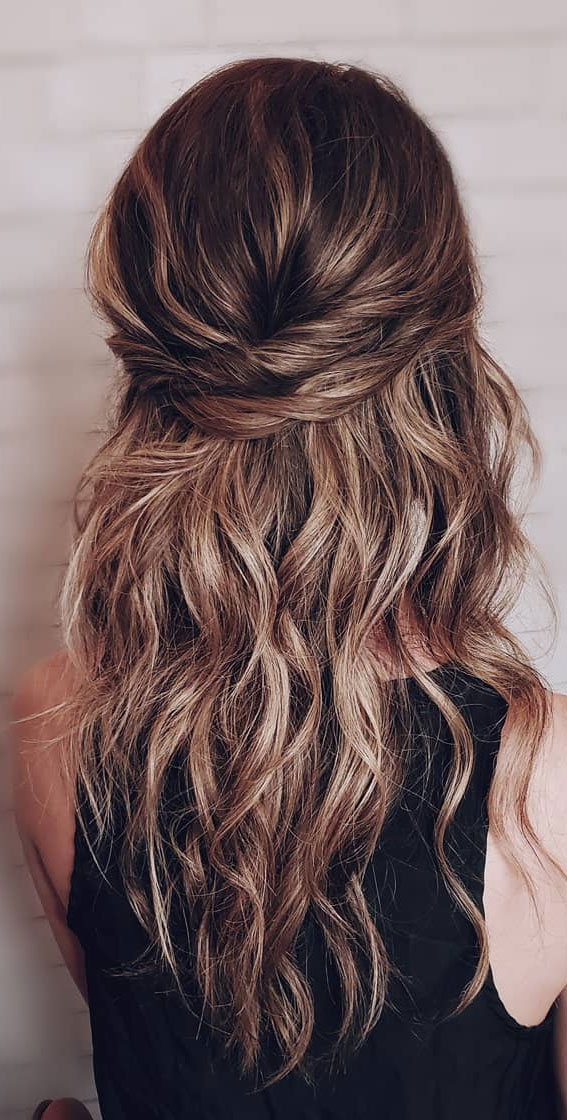 45 Beautiful half up half down hairstyles for any length : Volume with a  twist