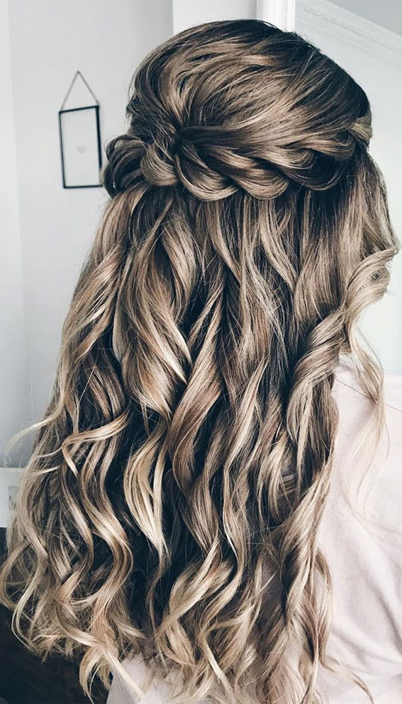 45 Beautiful half up half down hairstyles for any length : Twisted with volume