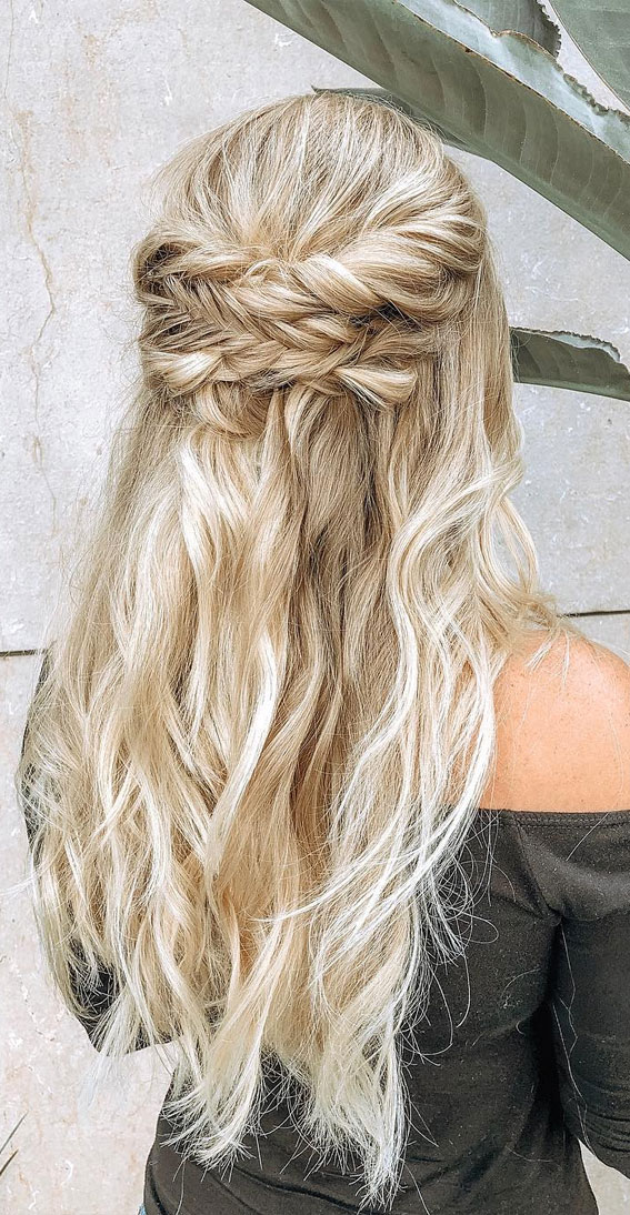 45 Beautiful half up half down hairstyles for any length : Fishtail & twisted