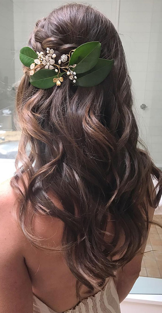 20 Wedding Hairstyles With Flowers