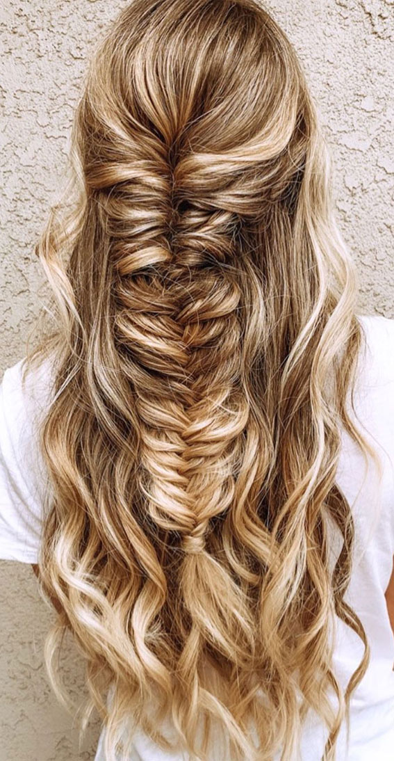 45 Beautiful half up half down hairstyles for any length : Fishtail half up