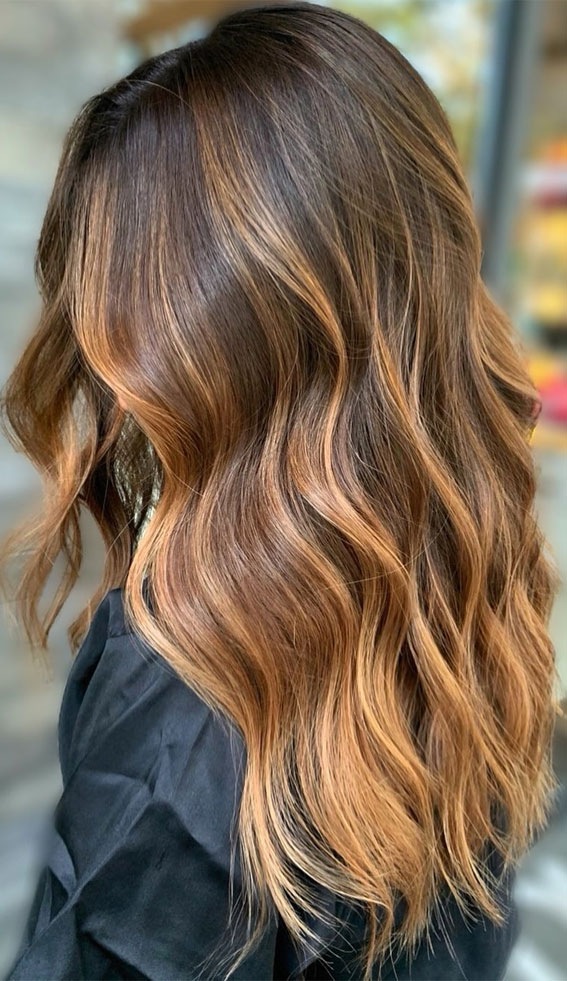 57 Cute Autumn Hair Colours and Hairstyles : Balayage honey