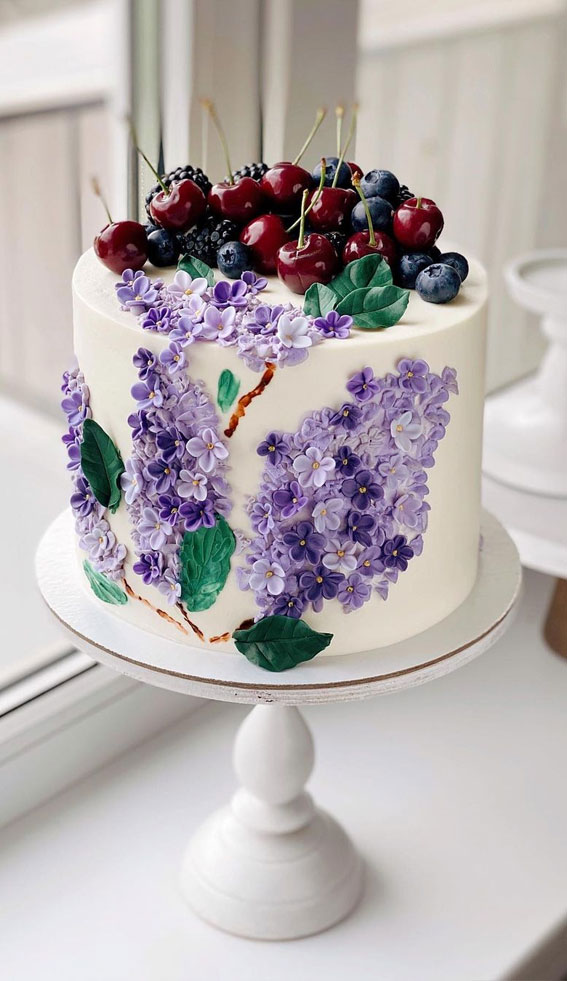 37 Pretty Cake Ideas For Your Next Celebration : Sweet Lilac 