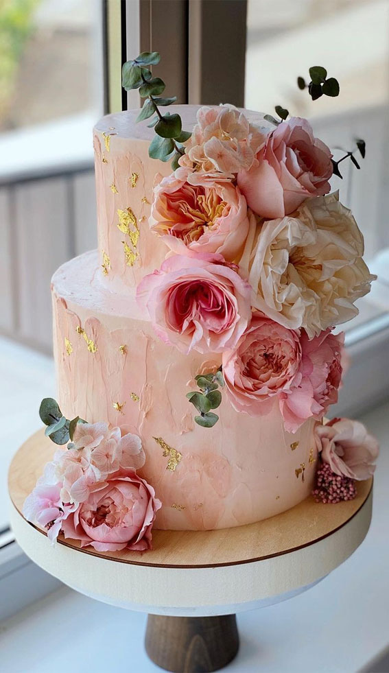 37 Pretty Cake Ideas For Your Next Celebration : Pink textured cake