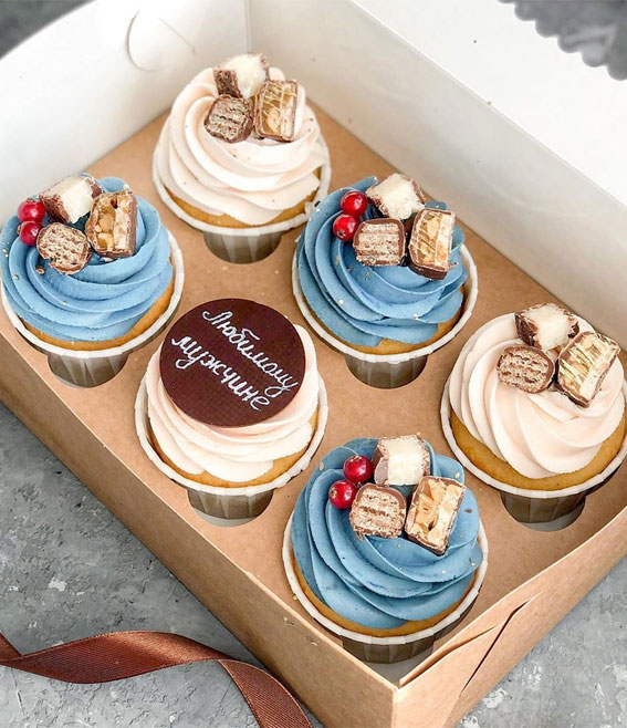 59 Pretty Cupcake Ideas for Wedding and Any Occasion : Creamy and frosty blue