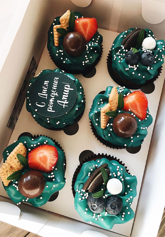 59 Pretty Cupcake Ideas for Wedding and Any Occasion : Dark Green cupcakes