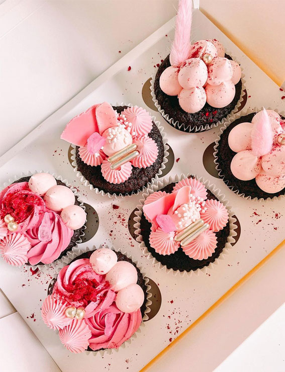 59 Pretty Cupcake Ideas for Wedding and Any Occasion : Chocolate and Raspberry