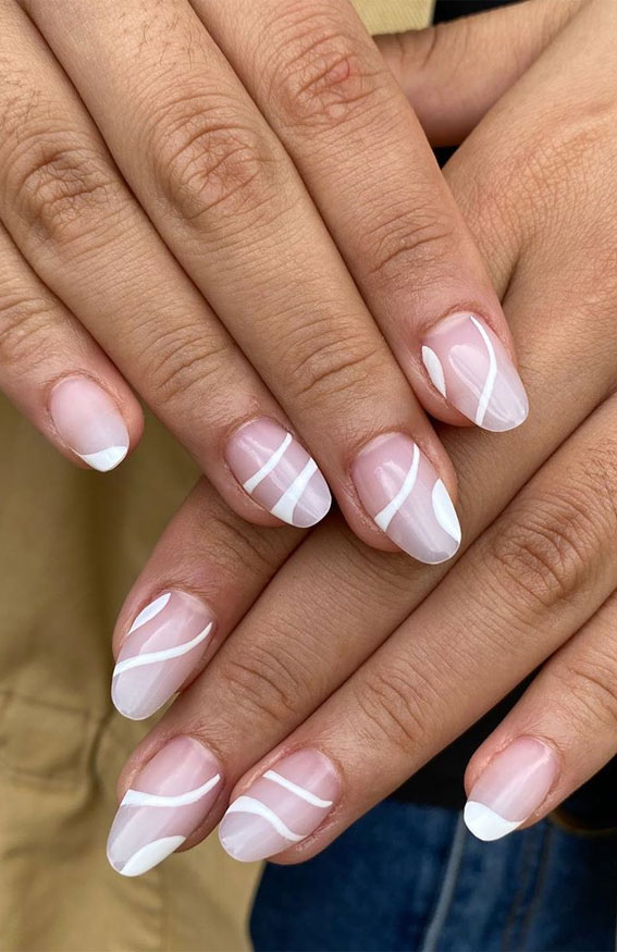 nude nails, pink nails, minimalist nails, short nails #nudenails stylish nails, white line nails