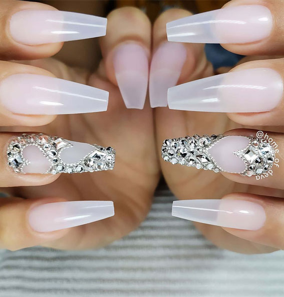 33 Way to Wear Stylish Nails : Silver leaf on pink nude nails
