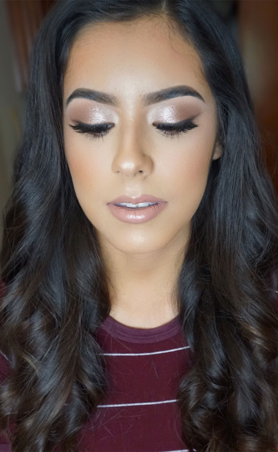 49 Incredibly Beautiful Soft Makeup Looks For Any Occasion : Shimmery Makeup Look