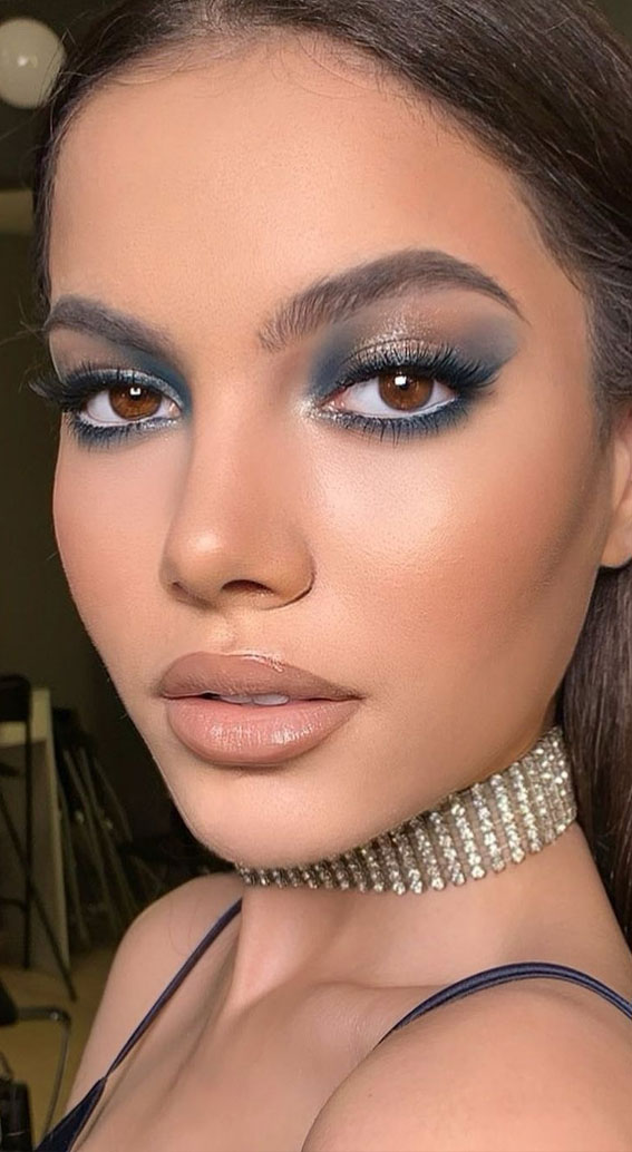 49 Incredibly Beautiful Soft Makeup Looks For Any Occasion : Blue and Neutral makeup