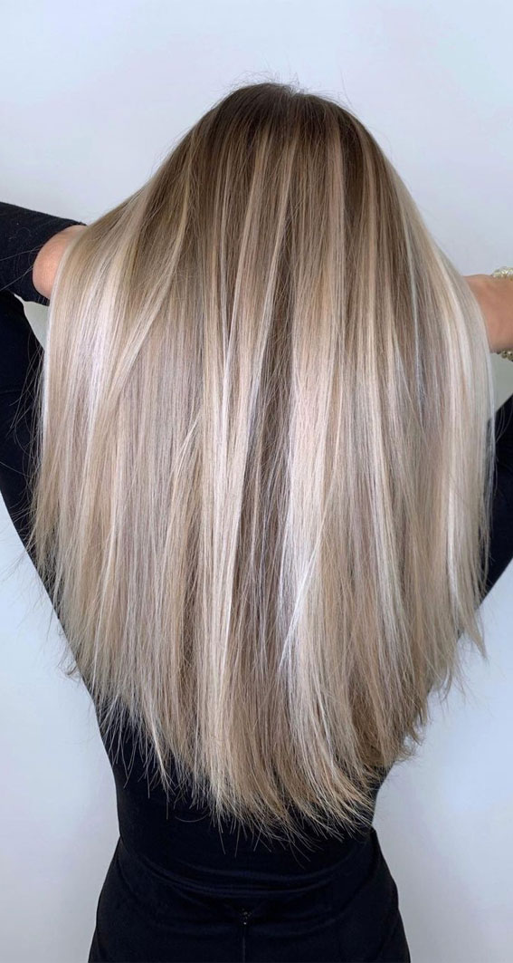 Beautiful Hair Colour Trends 2021 : Stunning warm blonde