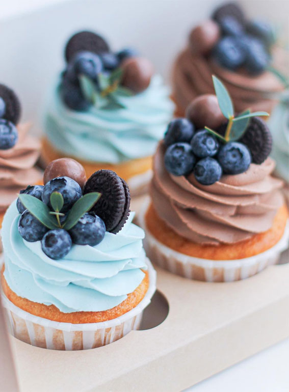 59 Pretty Cupcake Ideas for Wedding and Any Occasion : Frosty blue & Chocolate