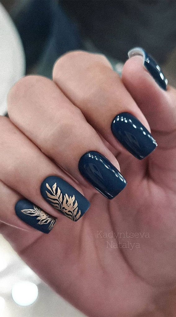 33 Way to Wear Stylish Nails : Blue and gold nails